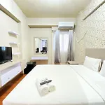 Relaxing Studio Room At Suites @Metro Apartment By Travelio