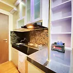 Relaxing Studio Room At Suites @Metro Apartment By Travelio
